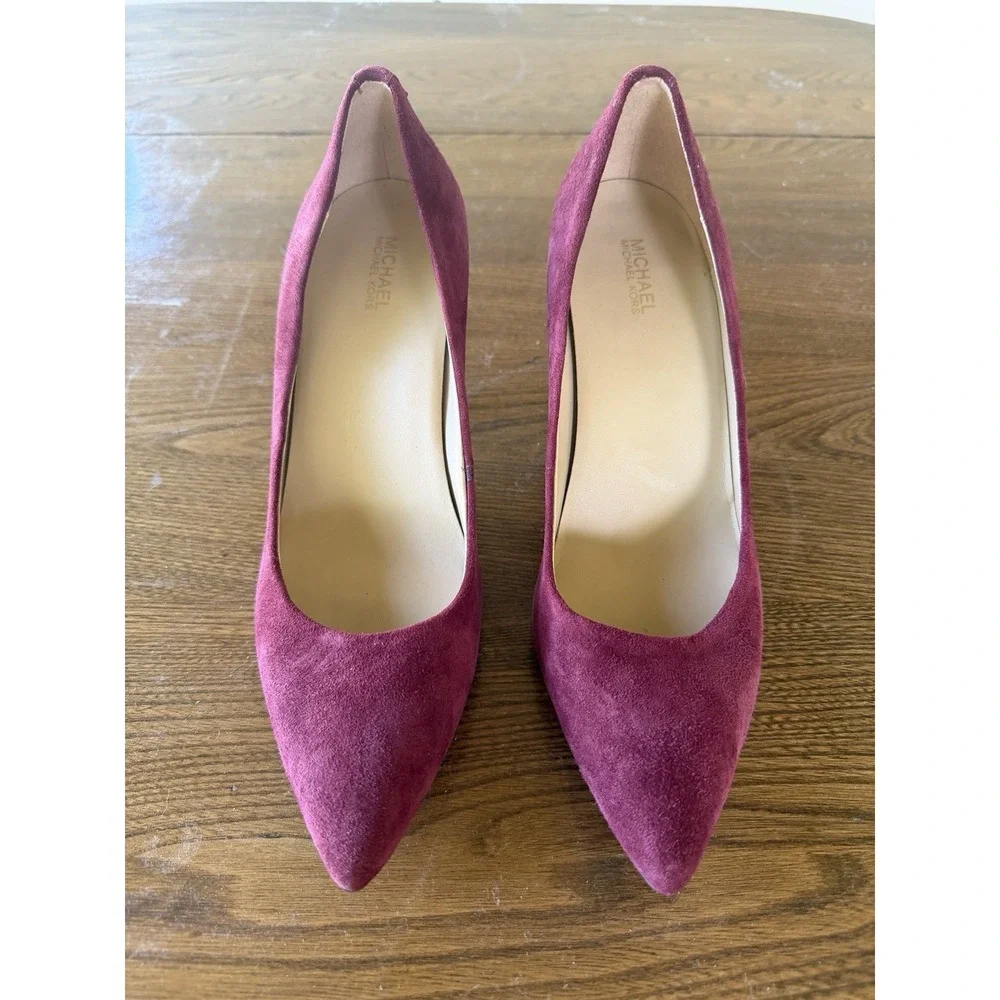 Michael Kors Burgundy Suede Pointed Toe Mid Heel Pumps Size 7.5M 2.5 Inch Heel